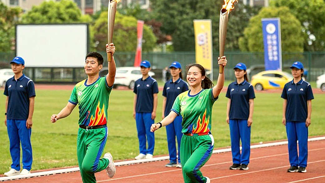 Hợp đồng, phòng thay đồ và tiếng nói nổi loạn: Bên trong cuộc khủng hoảng của Lisandro Martínez tại Manchester United
