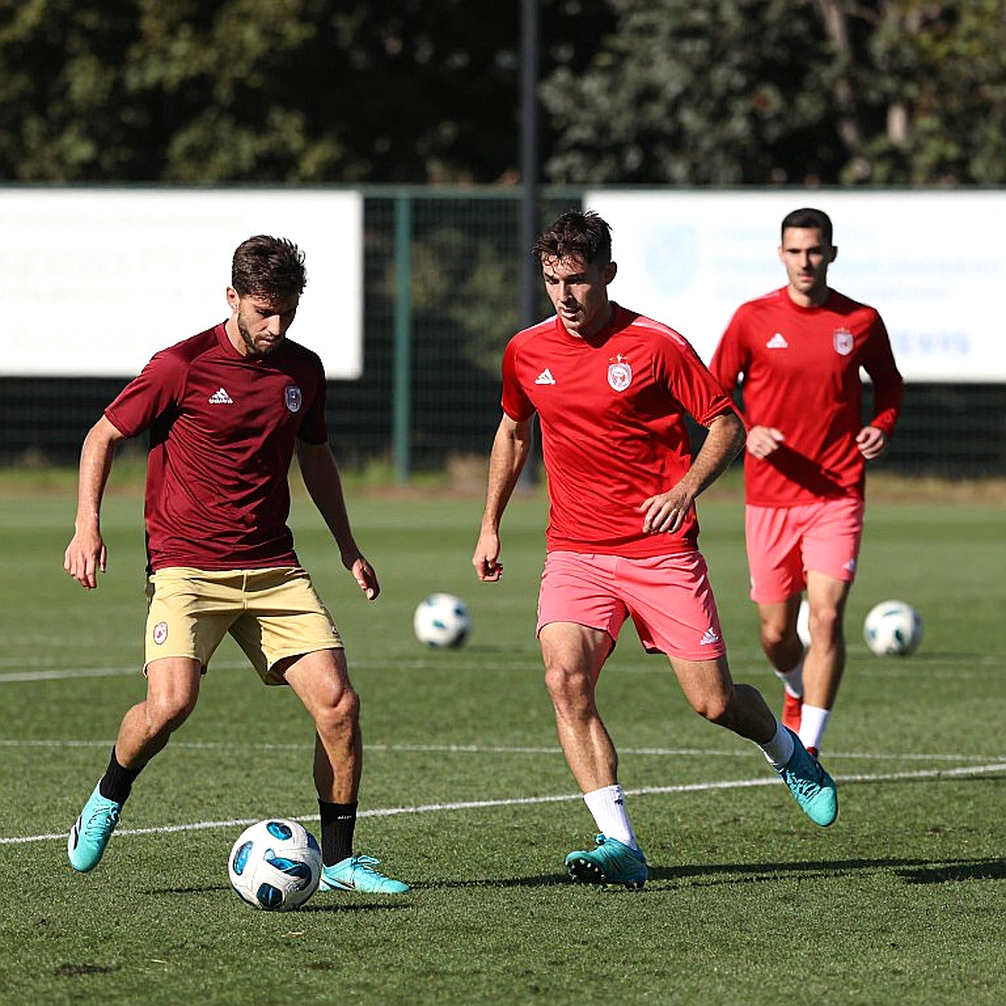 Reyna tỏa sáng trước PSG, Pulisic tiến bộ ở Milan, McKennie báo động tại Juventus